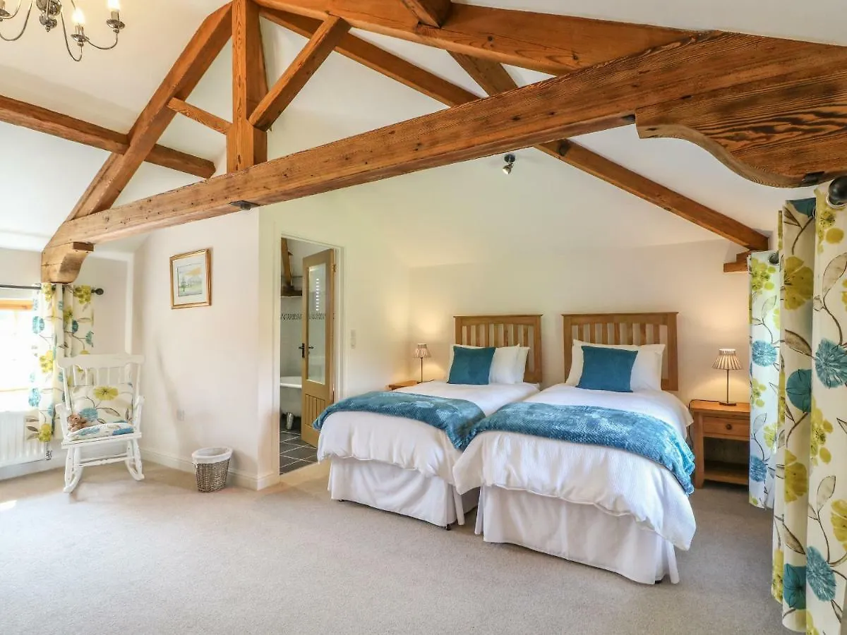The Dairy Villa Nottingham