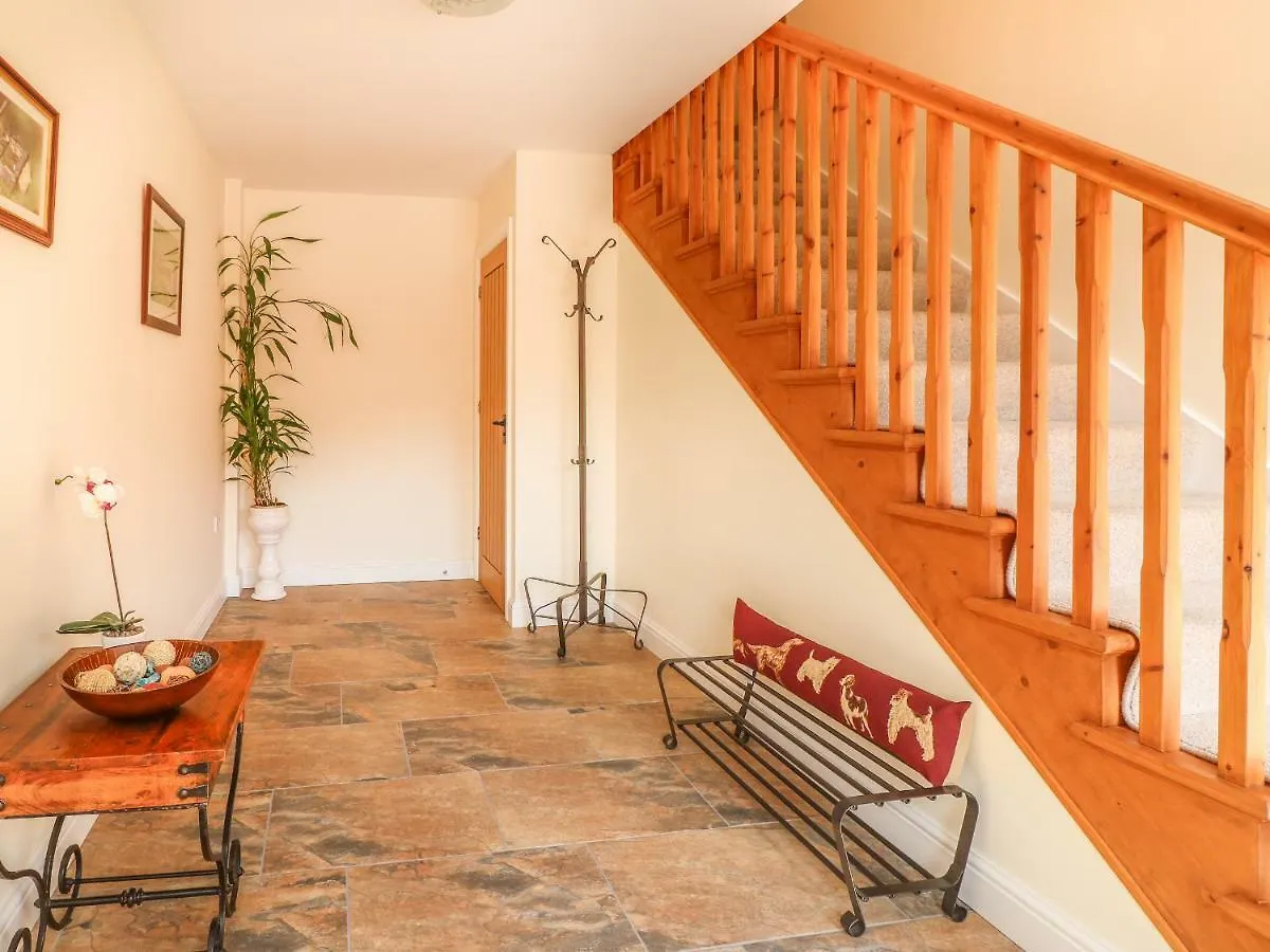 The Dairy Villa Nottingham Holiday home